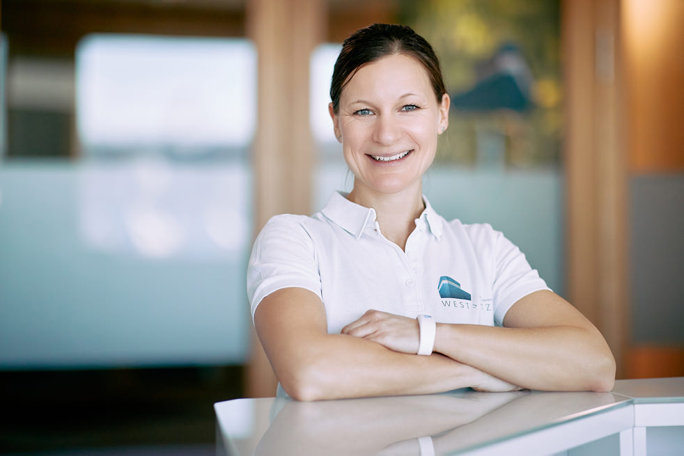 Physiotherapie und Training Tübingen – Portrait von Karolina Reeb Physiotherapie und Training Tübingen - Portrait von Karolina Reeb